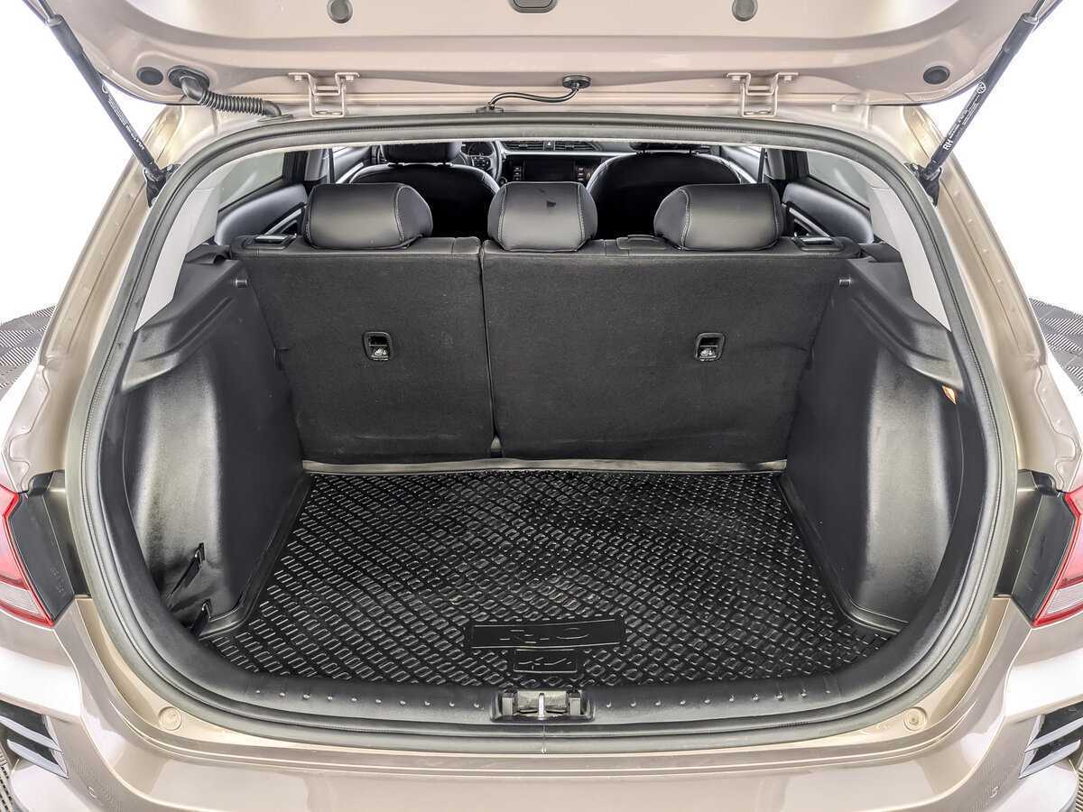 Kia Rio 2022 года с пробегом. Фото: #9