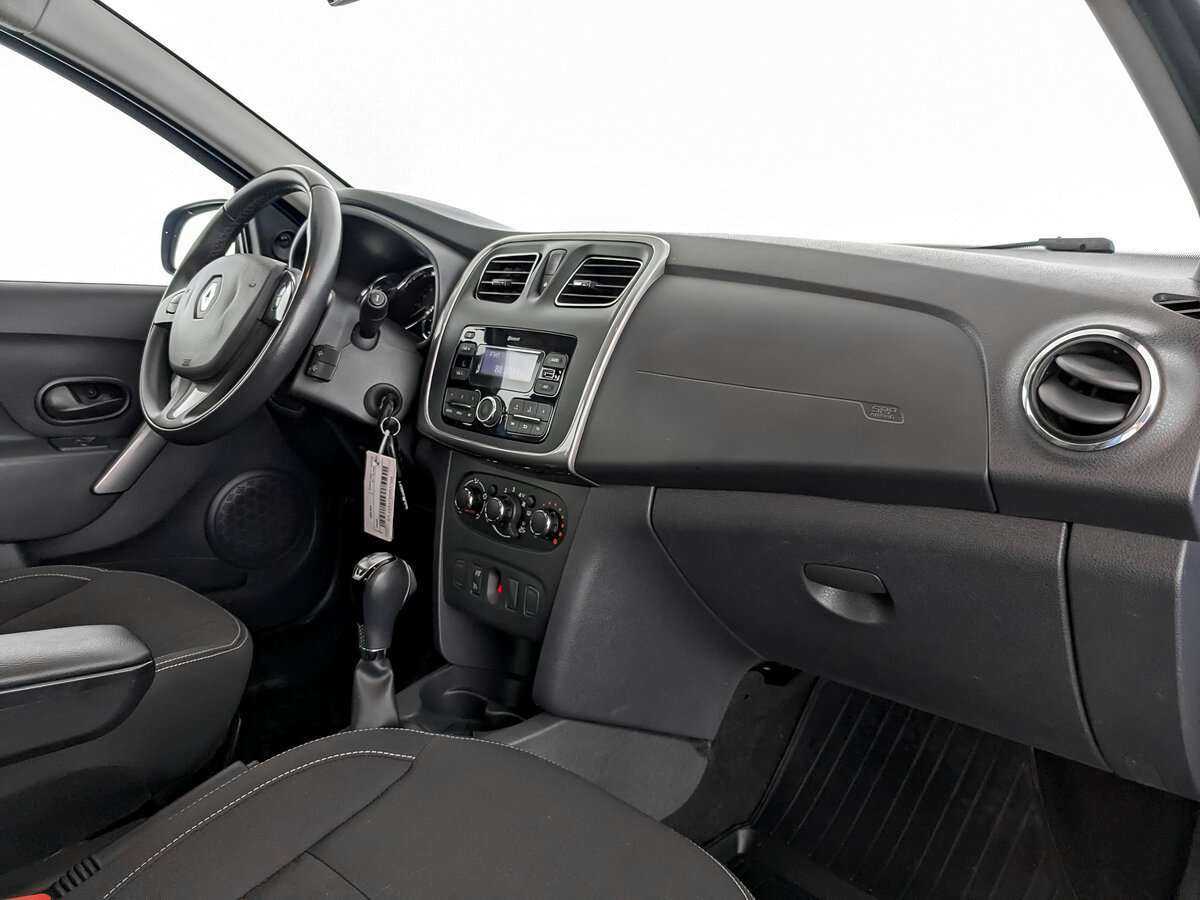 Renault Logan 2017 года с пробегом. Фото: #8