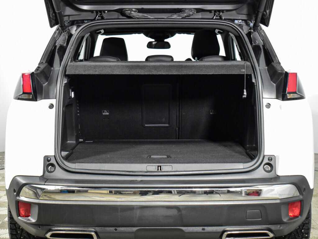 Peugeot 3008 2018 года с пробегом. Фото: #24