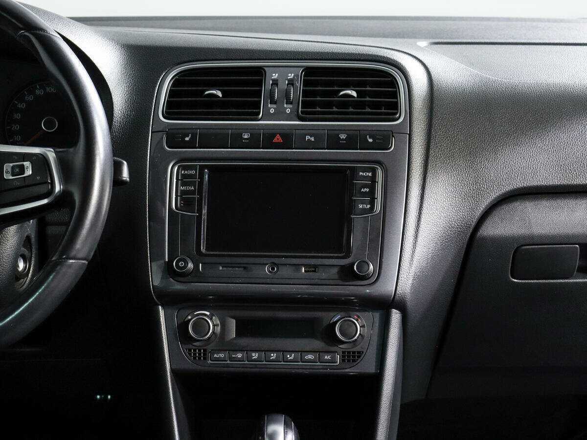 Volkswagen Polo 2018 года с пробегом. Фото: #12