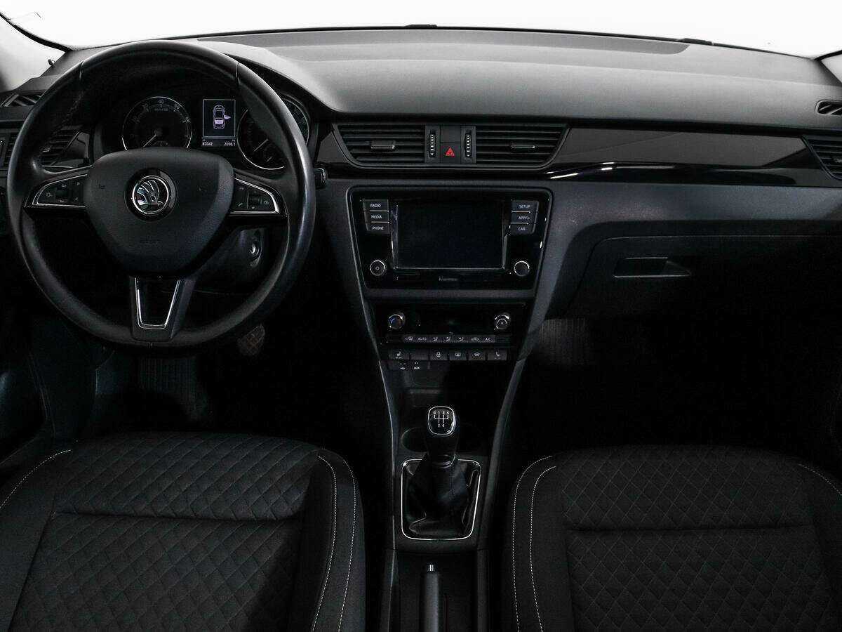 Skoda Rapid 2017 года с пробегом. Фото: #8