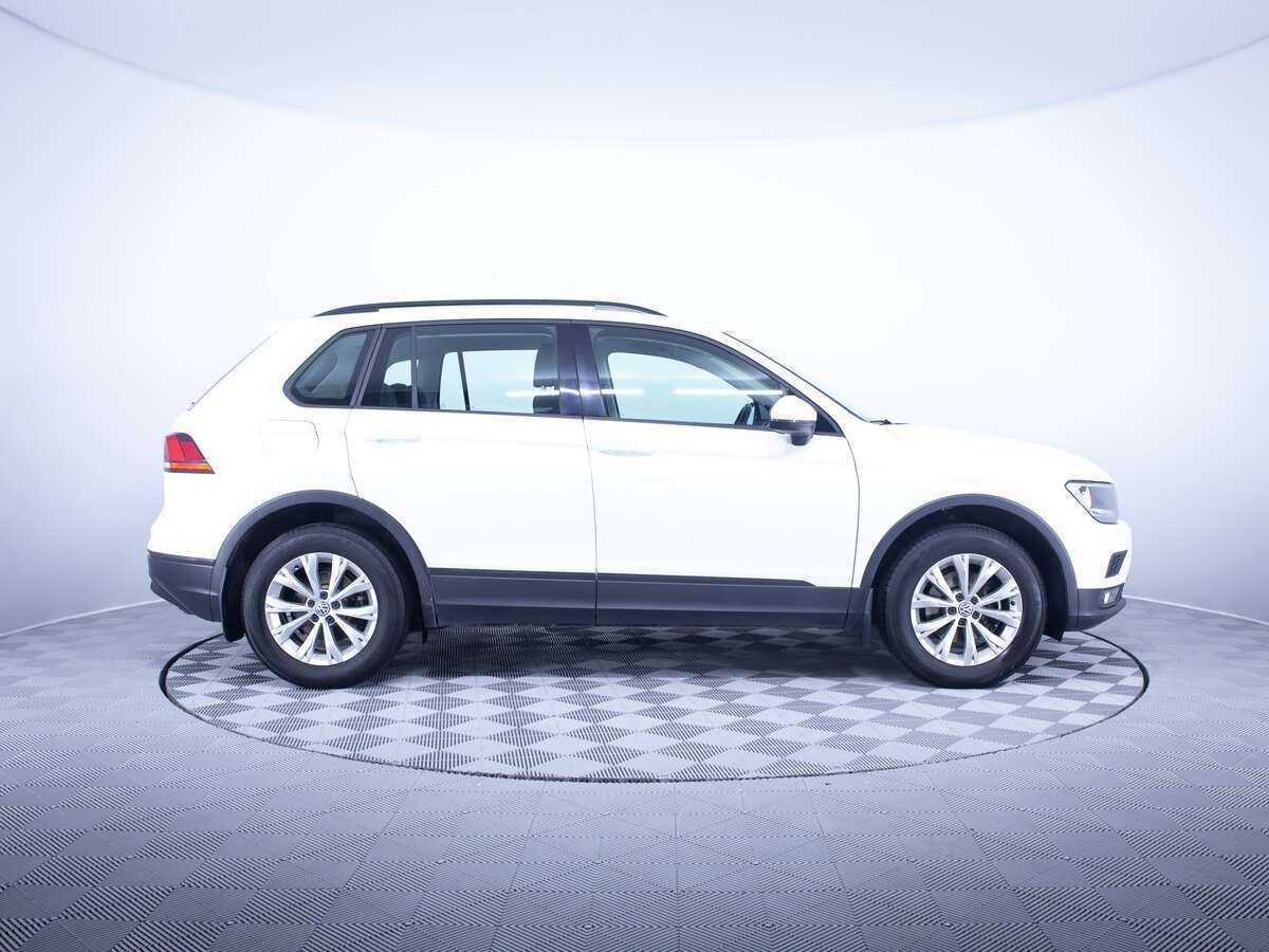 Volkswagen Tiguan 2018 года с пробегом. Фото: #3