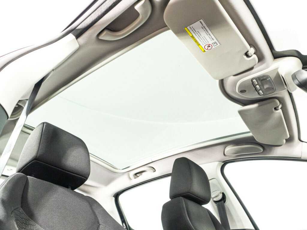 Peugeot 308 2012 года с пробегом. Фото: #15