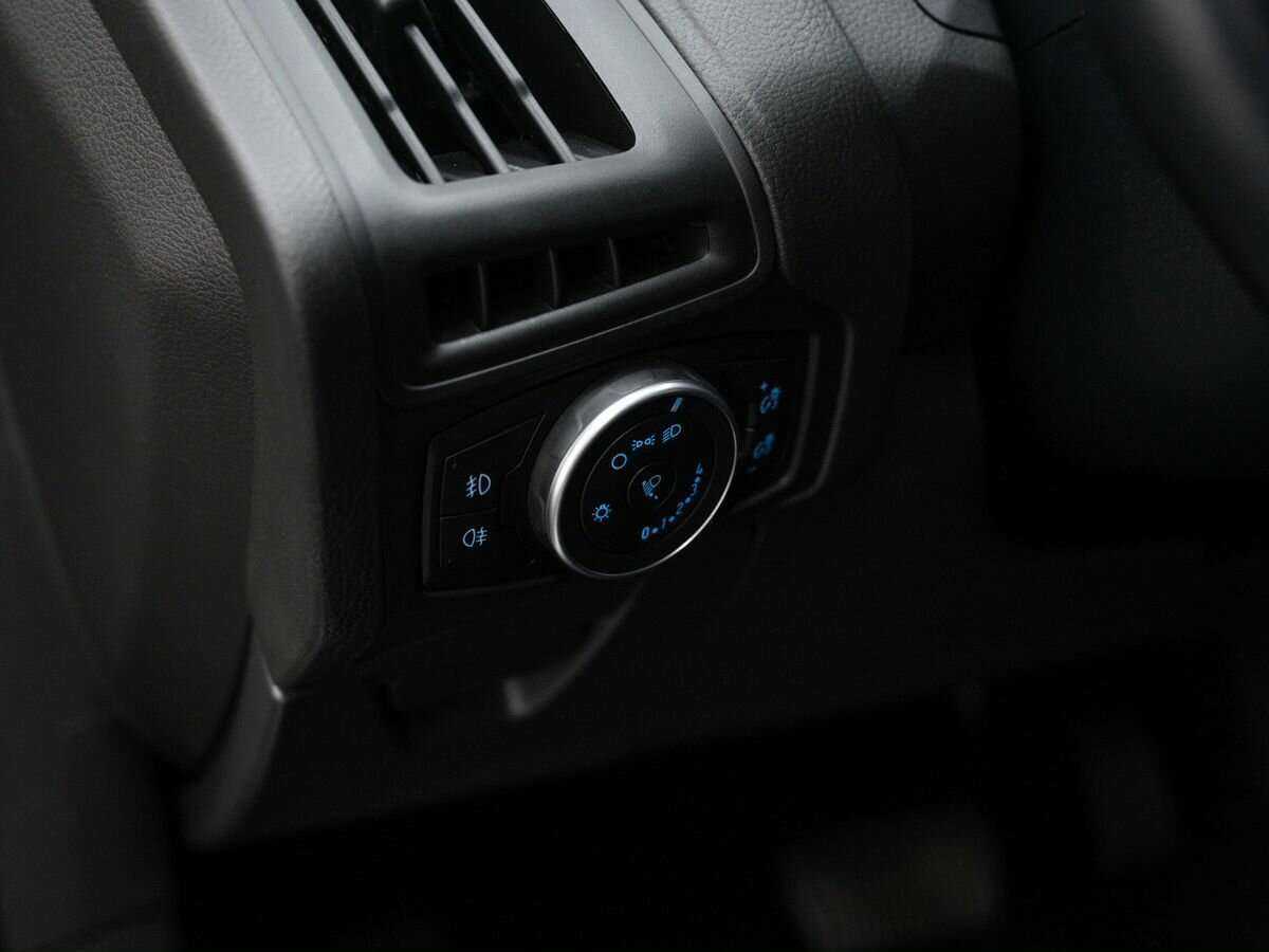 Ford Focus 2018 года с пробегом. Фото: #16