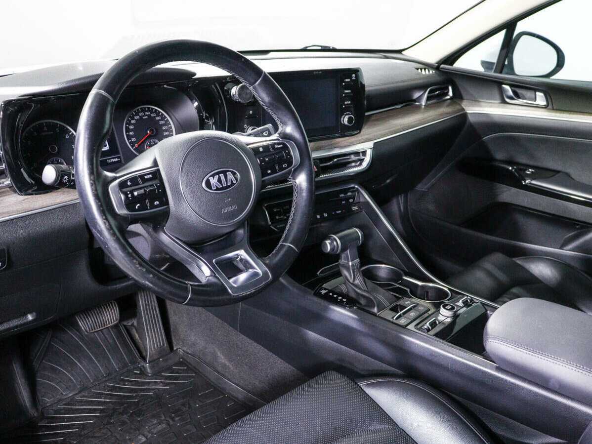 Kia K5 2021 года с пробегом. Фото: #10