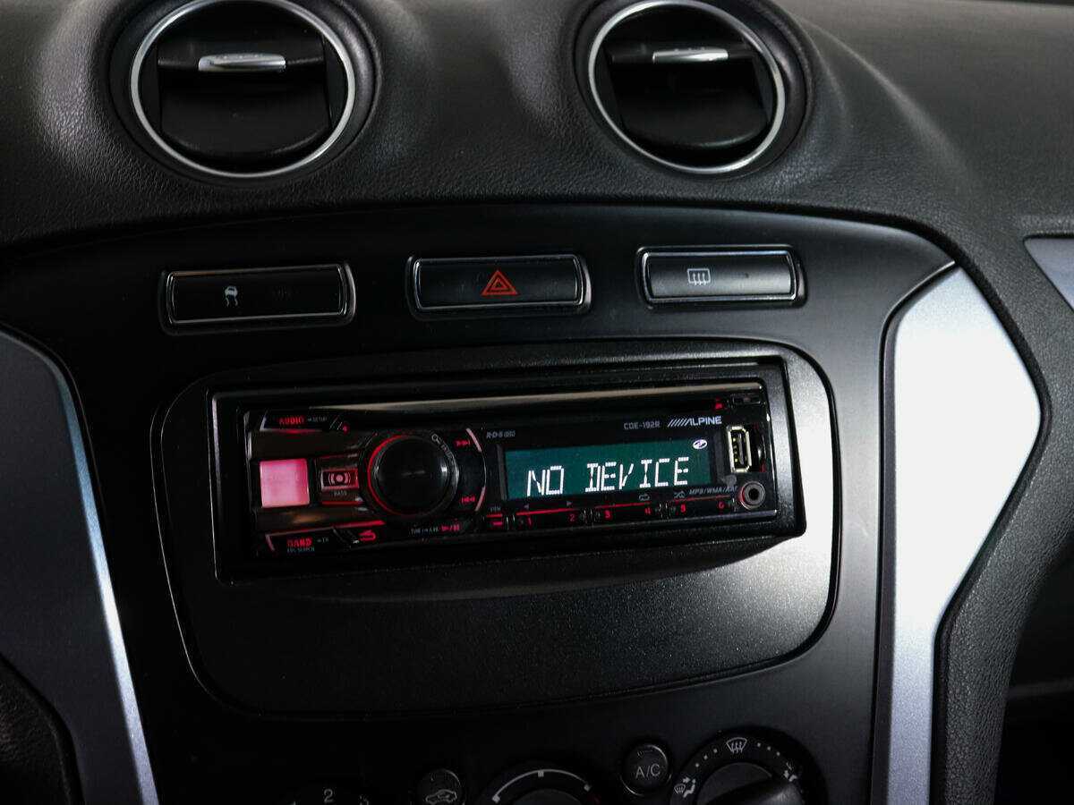 Ford Mondeo 2012 года с пробегом. Фото: #16