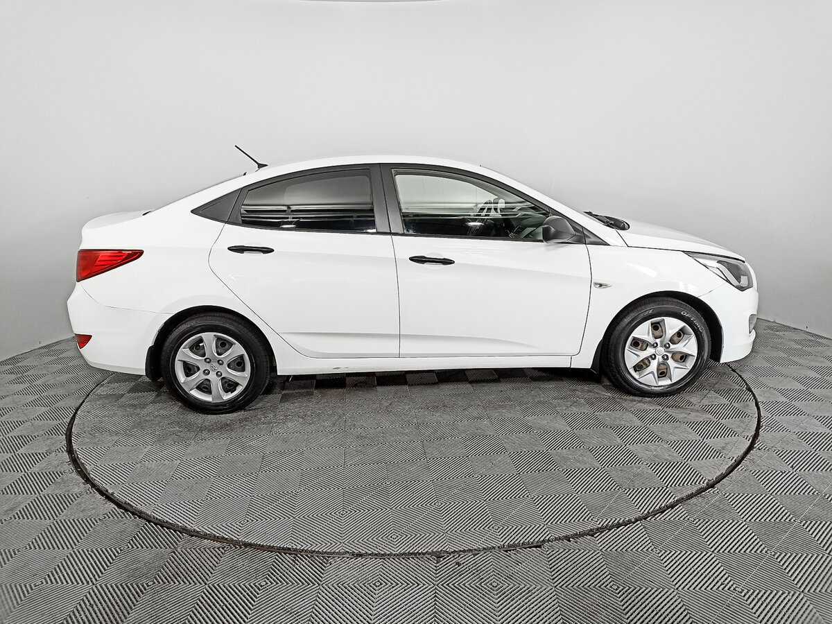 Hyundai Solaris 2015 года с пробегом. Фото: #3