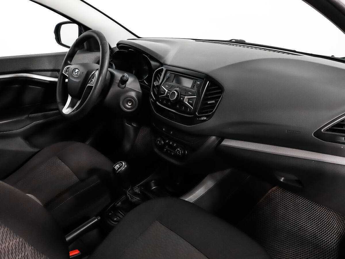 Lada (ВАЗ) Vesta 2019 года с пробегом. Фото: #10