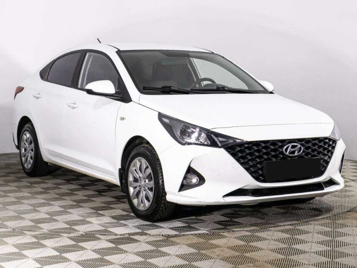Hyundai Solaris 2020 года с пробегом. Фото: #2