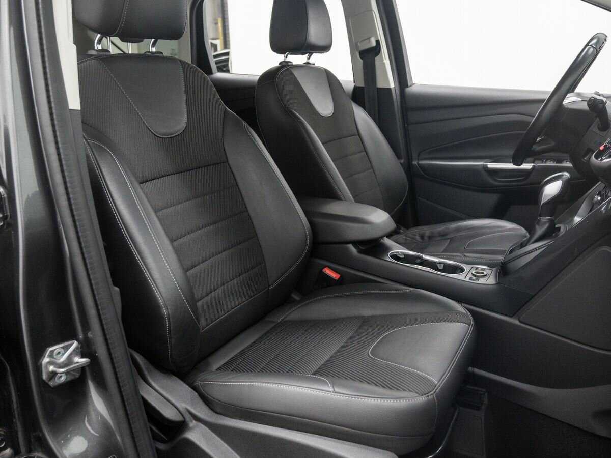 Ford Kuga 2015 года с пробегом. Фото: #6