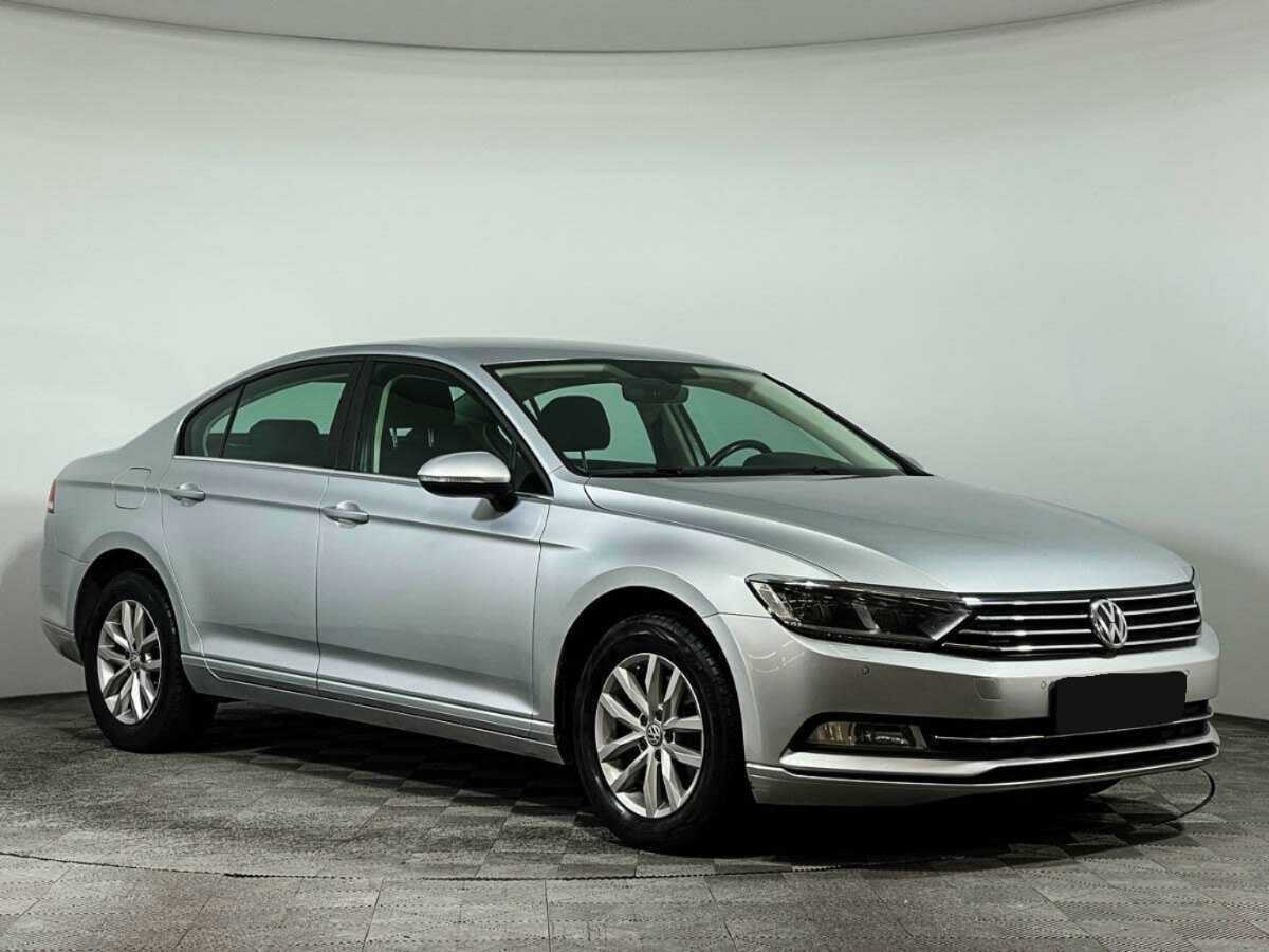 Volkswagen Passat 2016 года с пробегом. Фото: #2