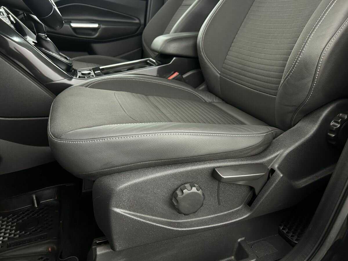 Ford Kuga 2018 года с пробегом. Фото: #7