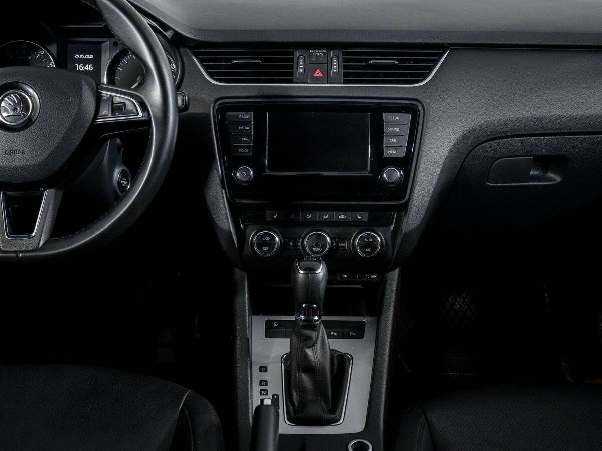 Skoda Octavia 2016 года с пробегом. Фото: #12