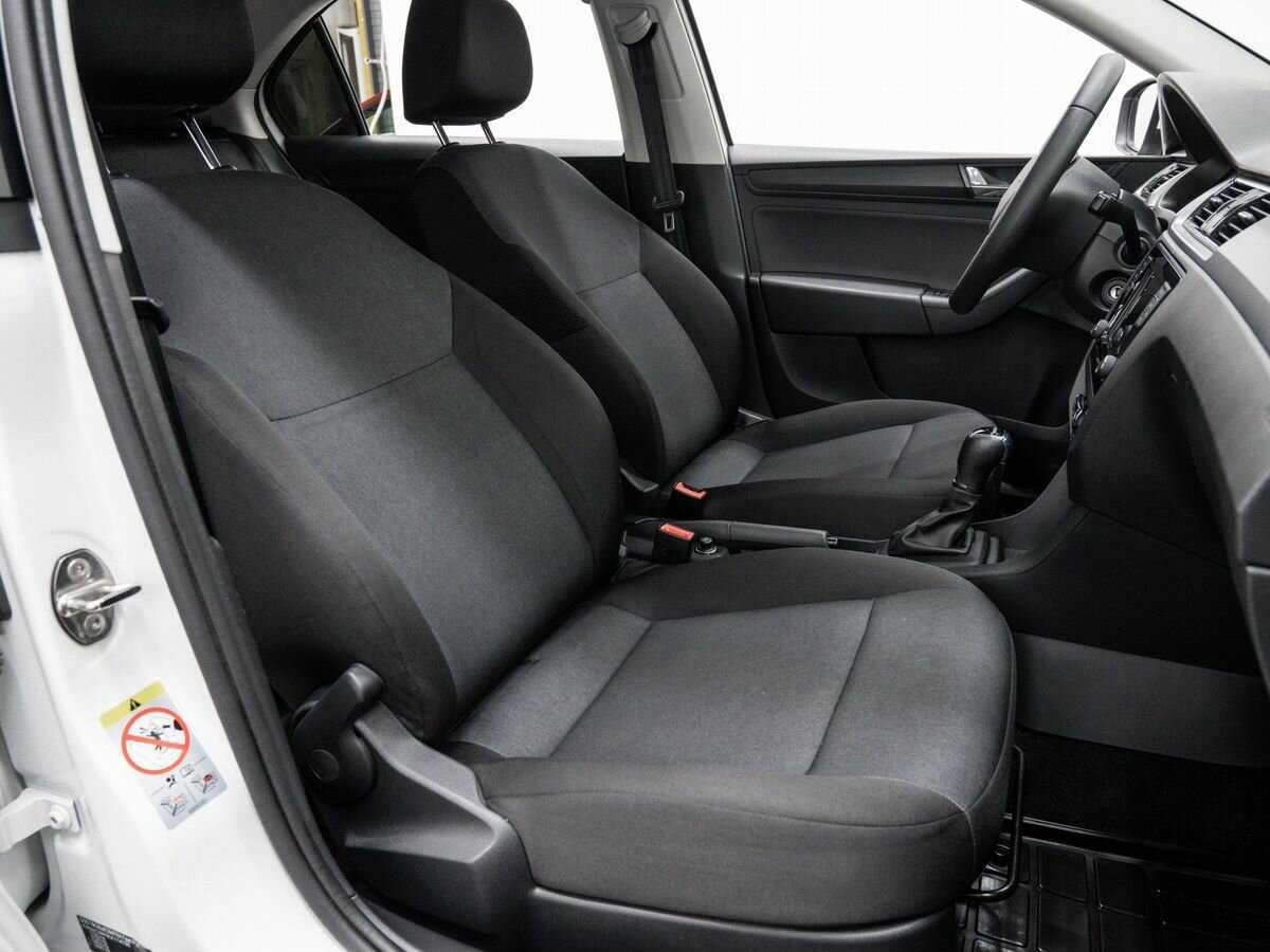 Skoda Rapid 2019 года с пробегом. Фото: #8