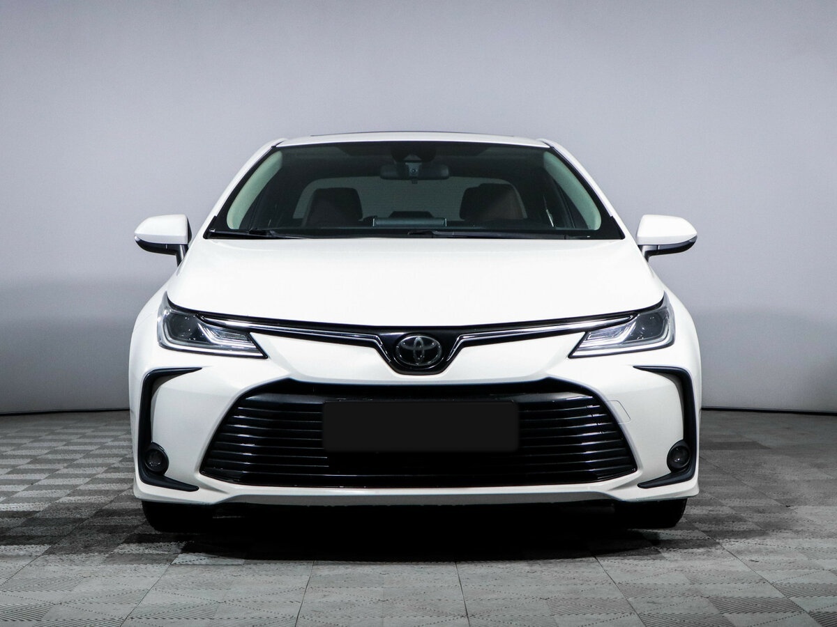 Toyota Corolla 2021 года с пробегом. Фото: #1