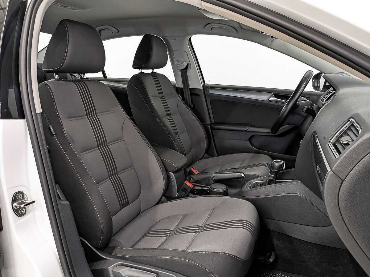 Volkswagen Jetta 2016 года с пробегом. Фото: #23