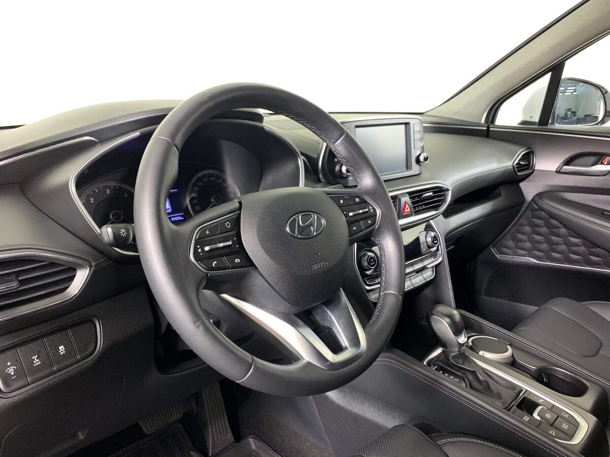 Hyundai Santa Fe 2019 года с пробегом. Фото: #10