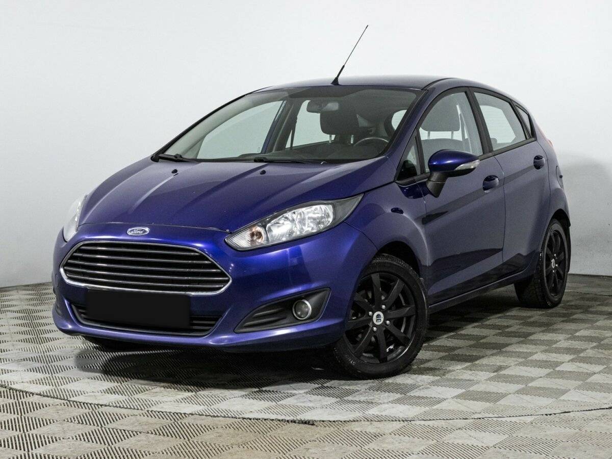 Ford Fiesta 2015 года с пробегом. Посмотреть фото
