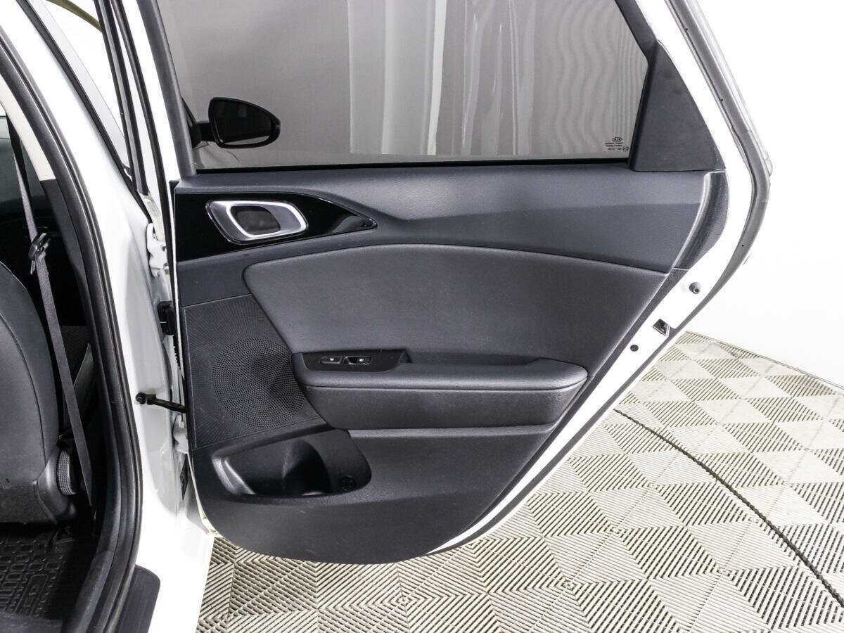 Kia Ceed 2020 года с пробегом. Фото: #27