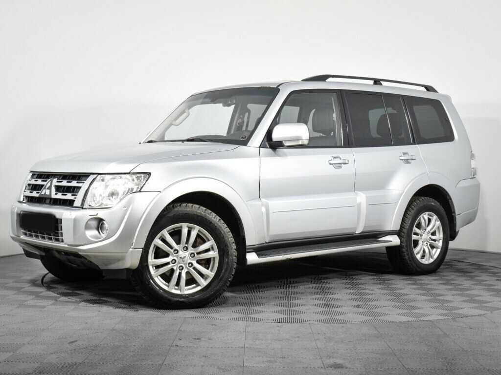 Mitsubishi Pajero 2013 года с пробегом. Посмотреть фото