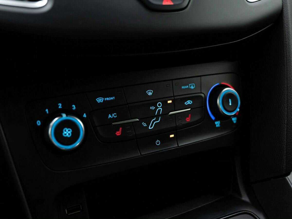 Ford Focus 2019 года с пробегом. Фото: #19