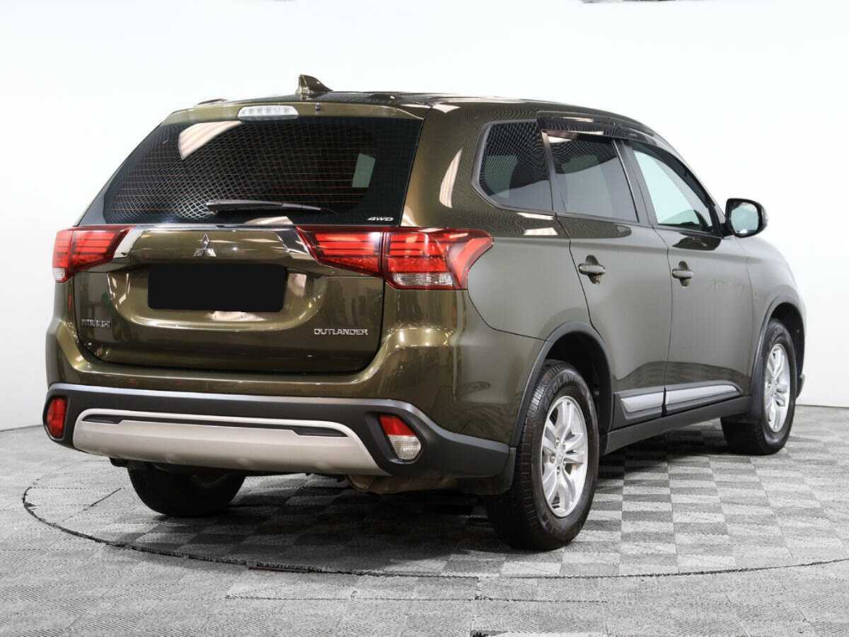Mitsubishi Outlander 2019 года с пробегом. Фото: #3