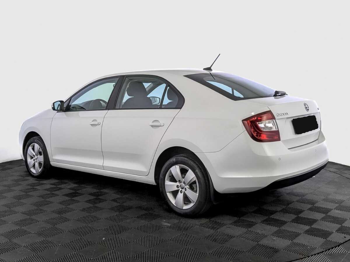 Skoda Rapid 2018 года с пробегом. Фото: #6
