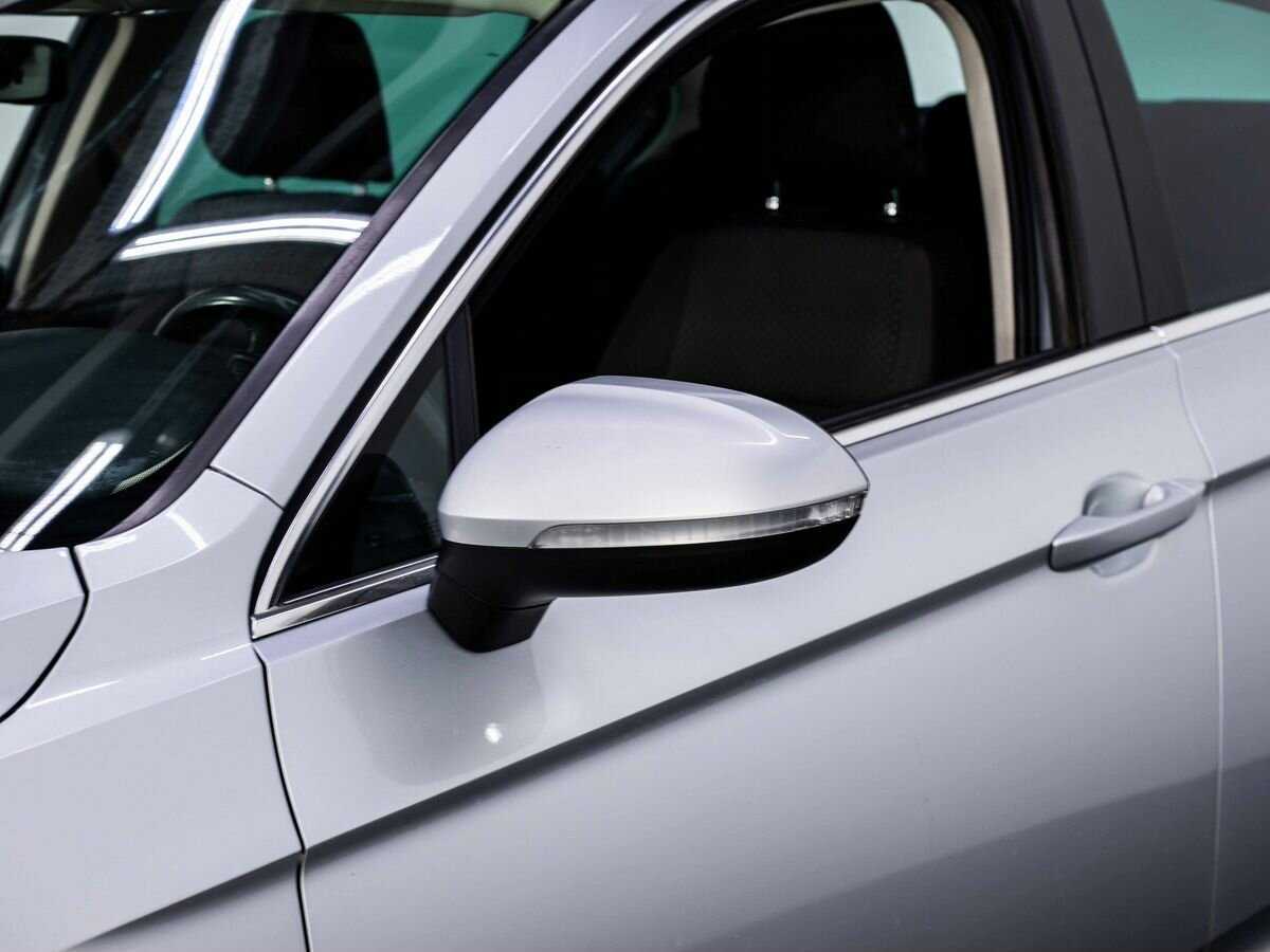 Volkswagen Passat 2017 года с пробегом. Фото: #7