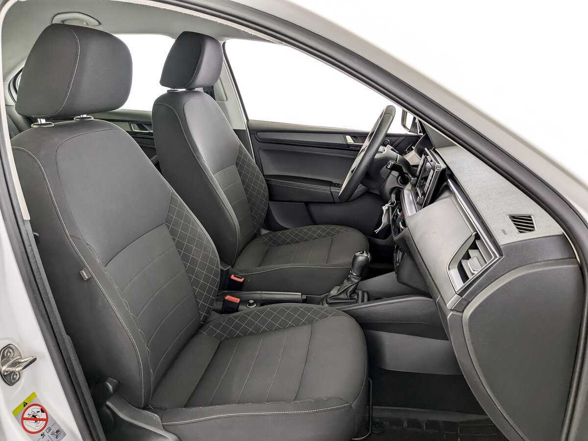 Skoda Rapid 2020 года с пробегом. Фото: #17