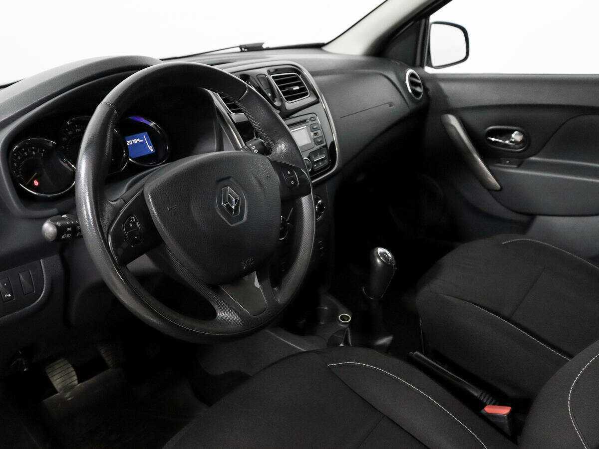 Renault Sandero 2015 года с пробегом. Фото: #6