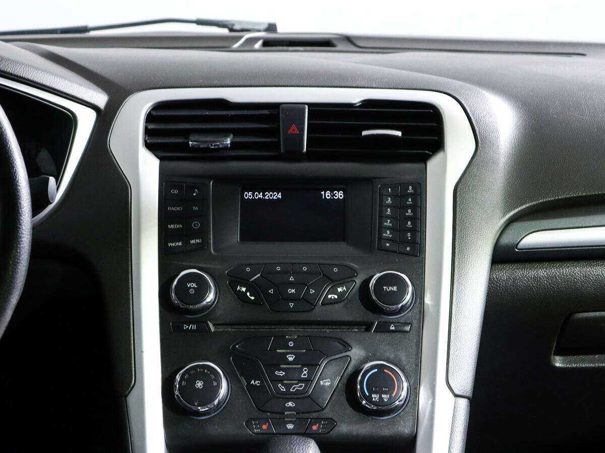 Ford Mondeo 2016 года с пробегом. Фото: #9