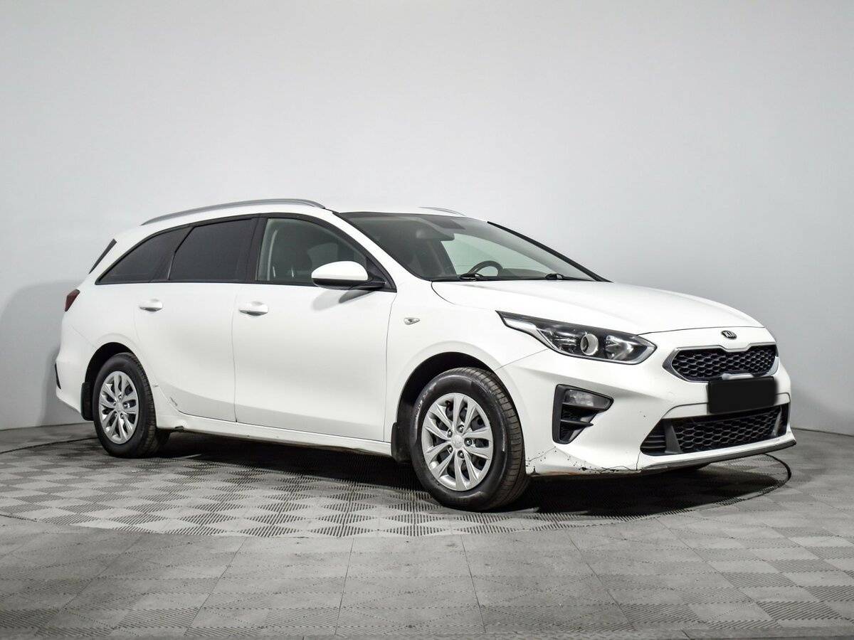 Kia Ceed 2019 года с пробегом. Фото: #2