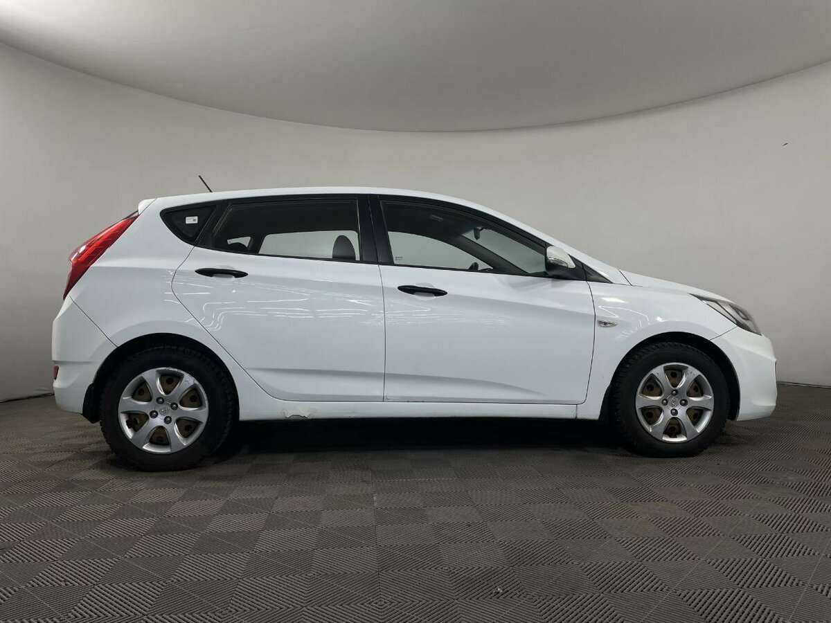 Hyundai Solaris 2012 года с пробегом. Фото: #3