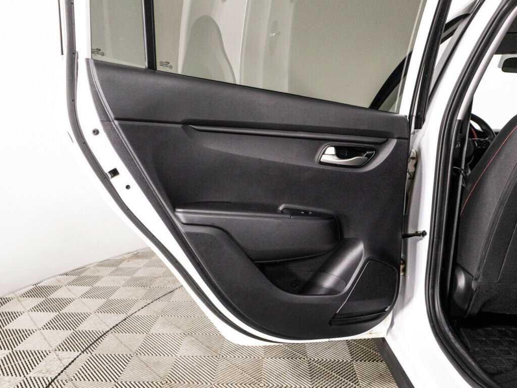 Kia Rio 2021 года с пробегом. Фото: #25