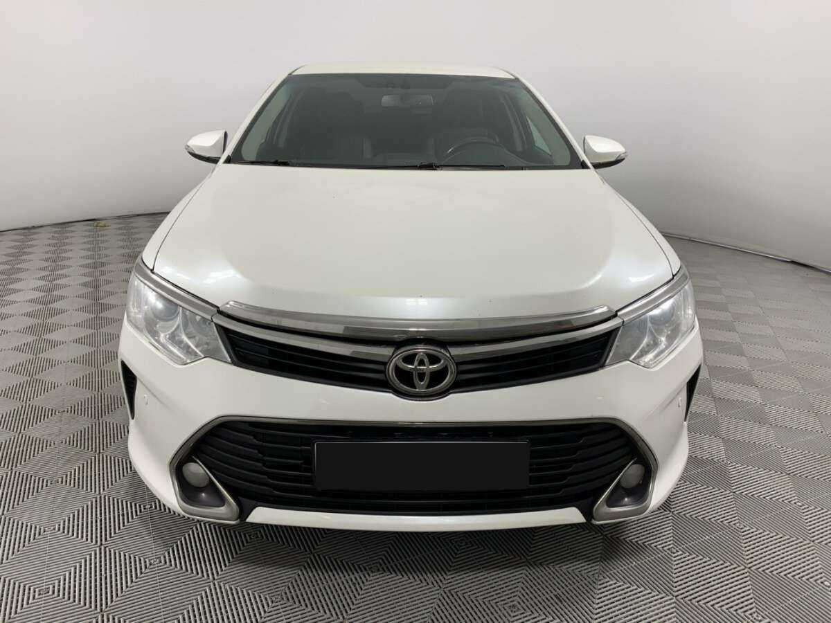 Toyota Camry 2016 года с пробегом. Фото: #1