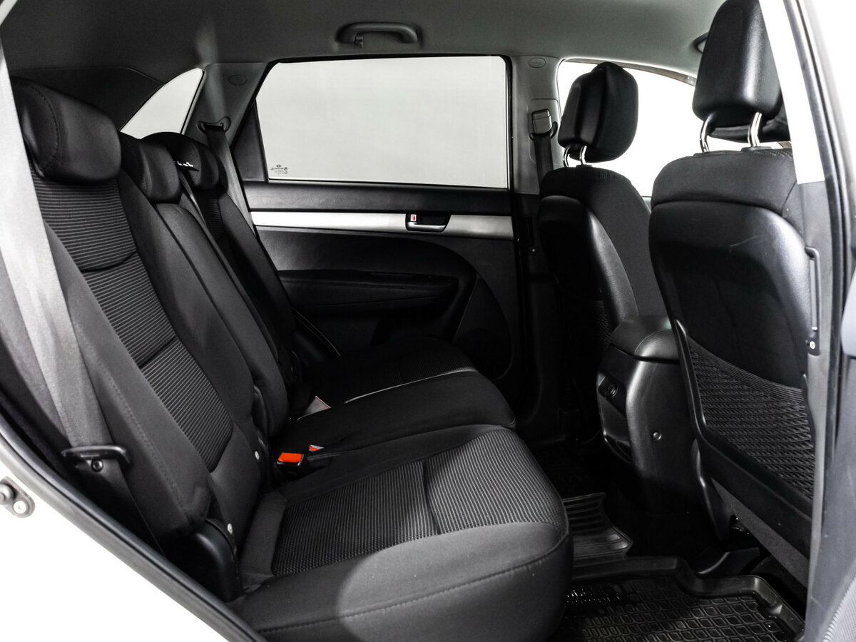 Kia Sorento 2013 года с пробегом. Фото: #12