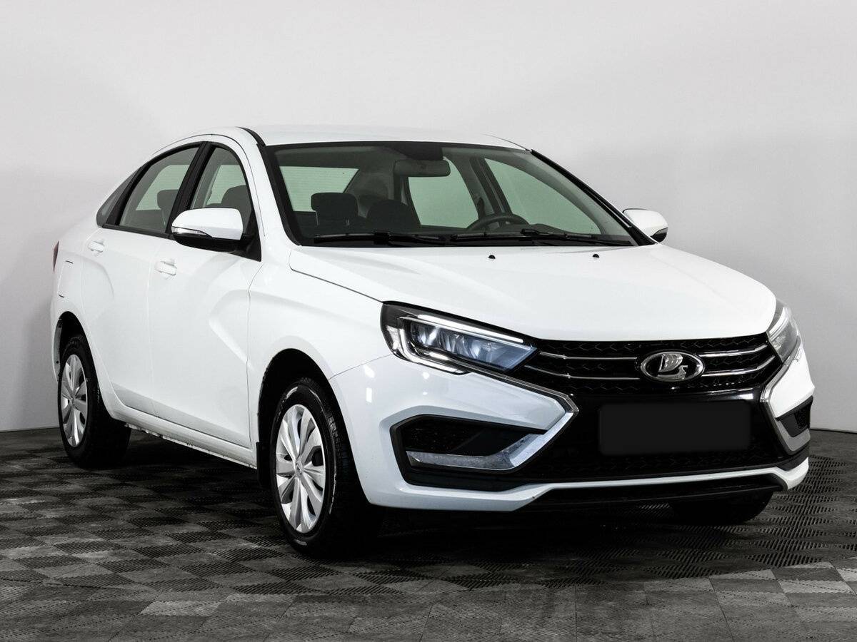 Lada (ВАЗ) Vesta 2024 года с пробегом. Фото: #2