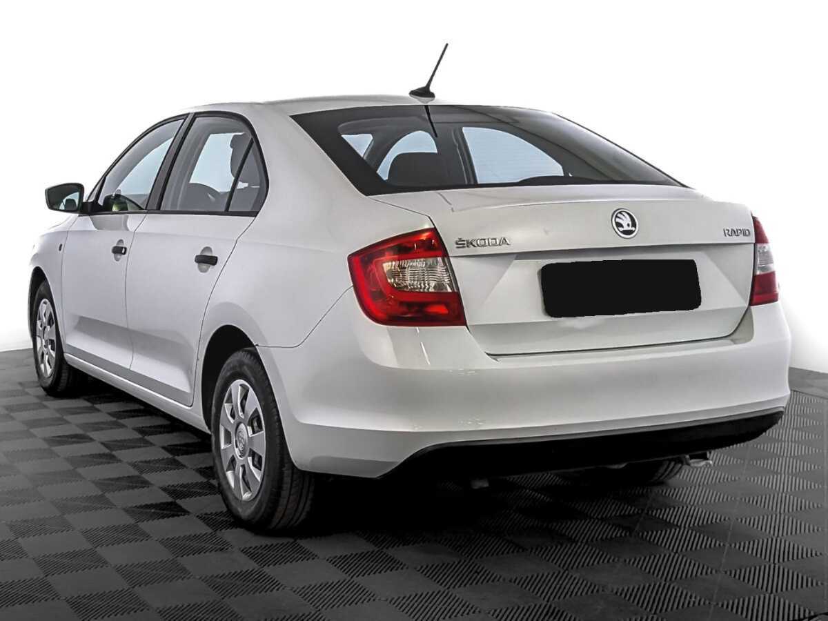 Skoda Rapid 2017 года с пробегом. Фото: #6