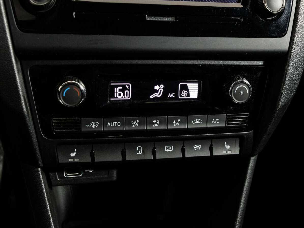 Skoda Rapid 2019 года с пробегом. Фото: #8