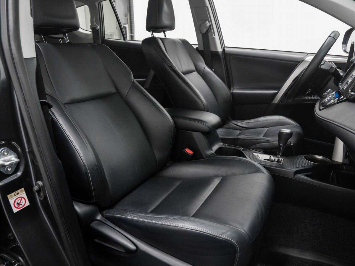Toyota RAV4 2013 года с пробегом. Фото: #8
