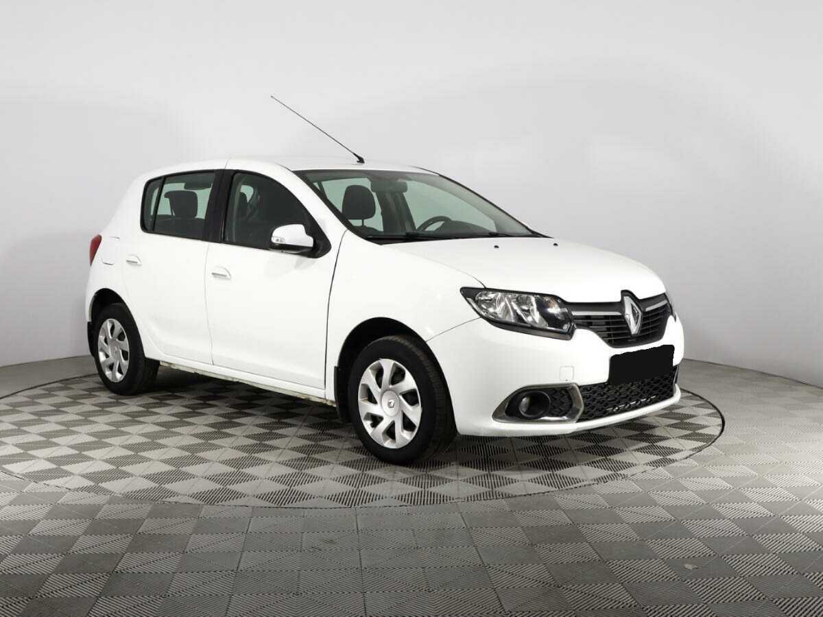 Renault Sandero 2017 года с пробегом. Фото: #2