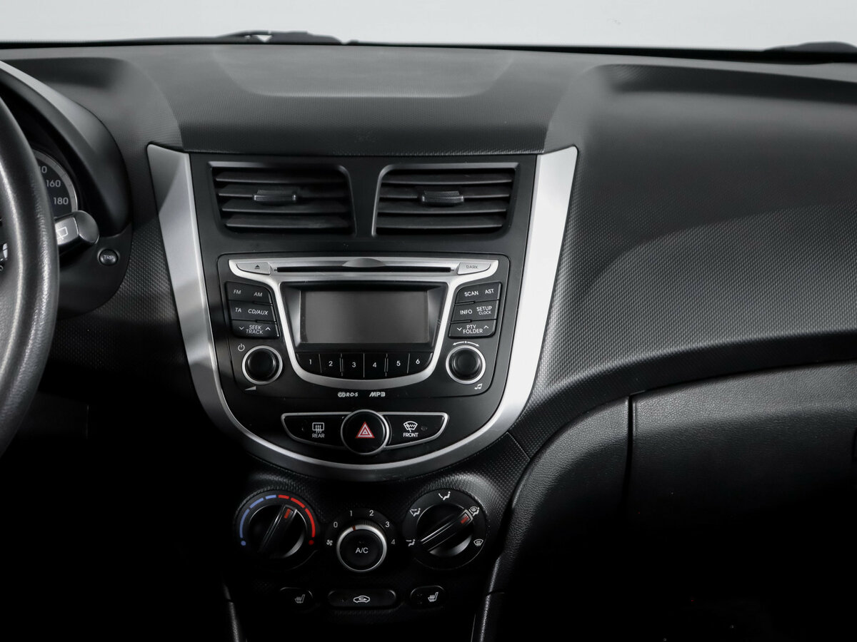 Hyundai Solaris 2013 года с пробегом. Фото: #10