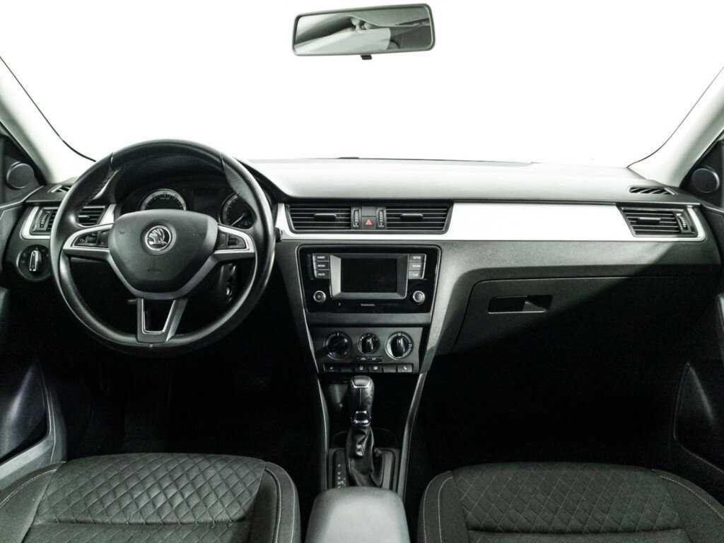 Skoda Rapid 2016 года с пробегом. Фото: #12