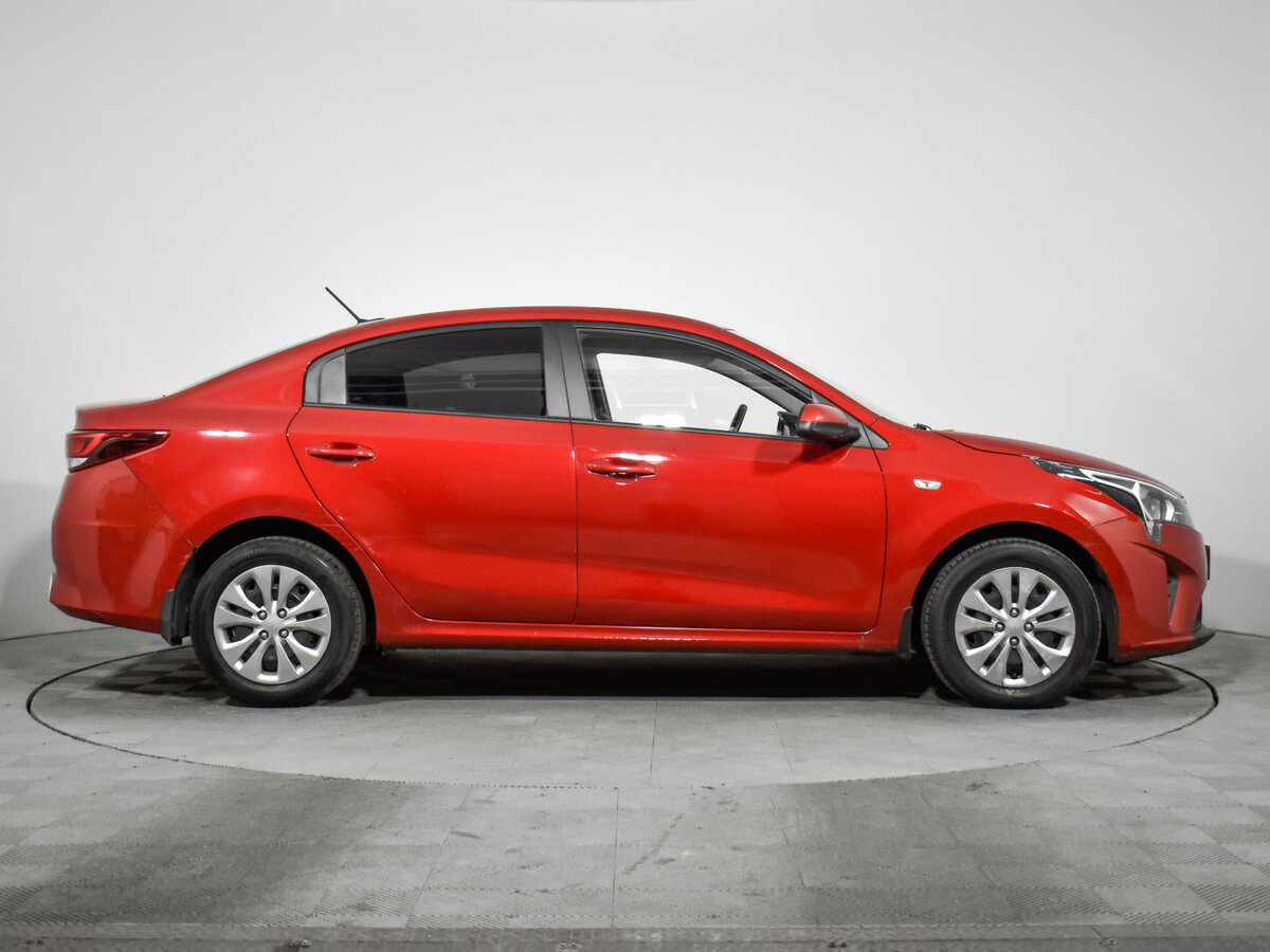 Kia Rio 2021 года с пробегом. Фото: #3