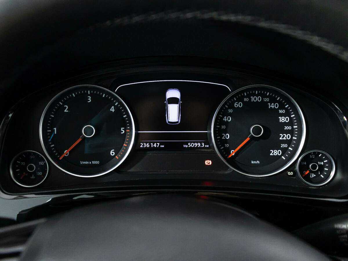 Volkswagen Touareg 2012 года с пробегом. Фото: #11