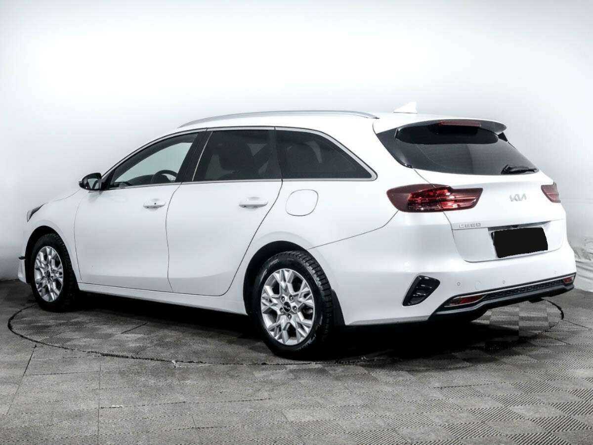 Kia Ceed 2021 года с пробегом. Фото: #4