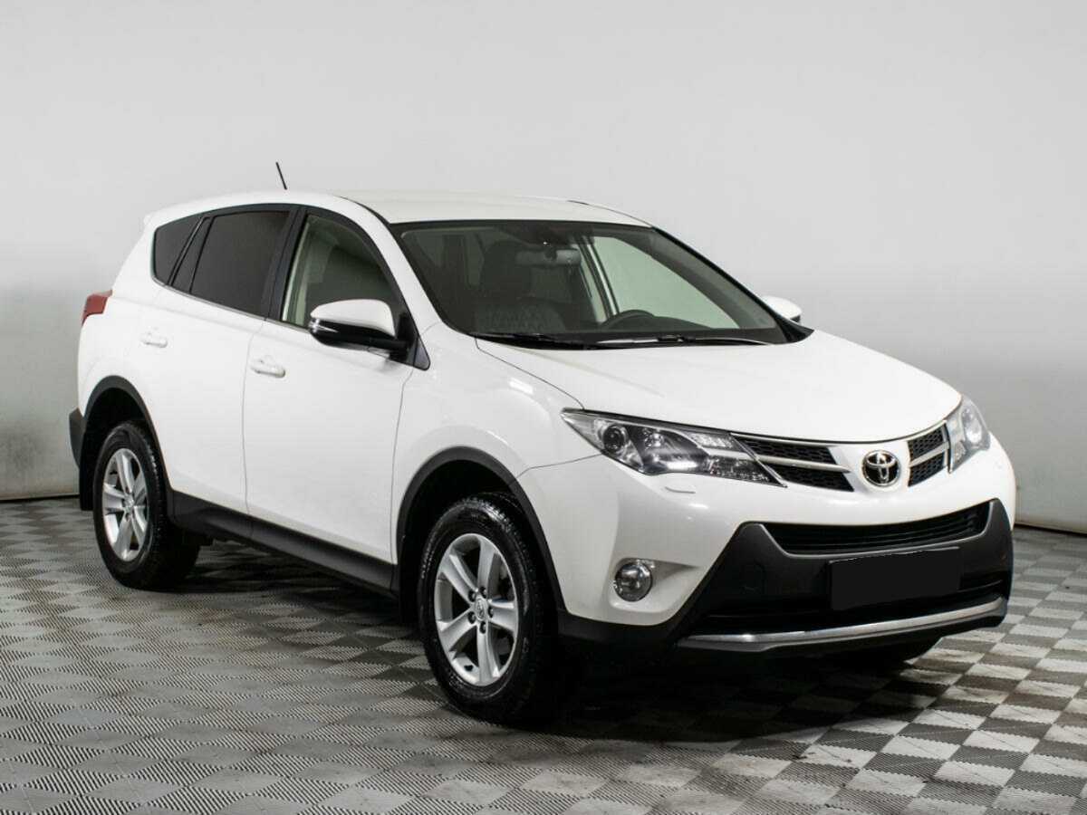 Toyota RAV4 2013 года с пробегом. Фото: #2