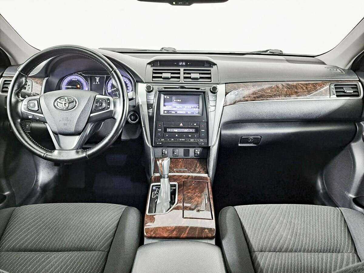 Toyota Camry 2015 года с пробегом. Фото: #8