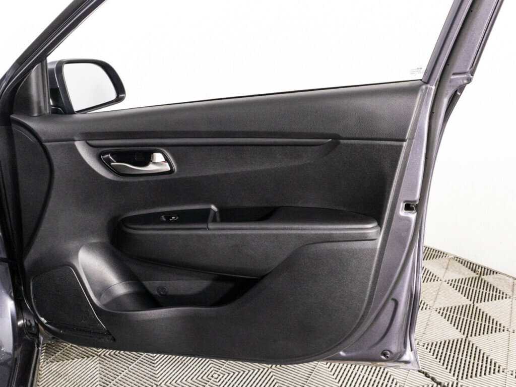 Kia Rio 2021 года с пробегом. Фото: #25