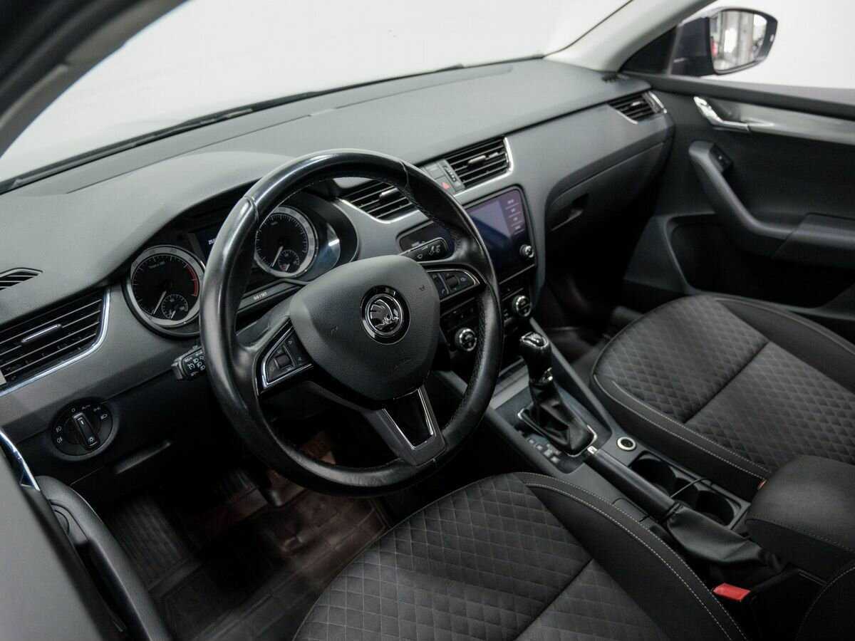 Skoda Octavia 2017 года с пробегом. Фото: #12